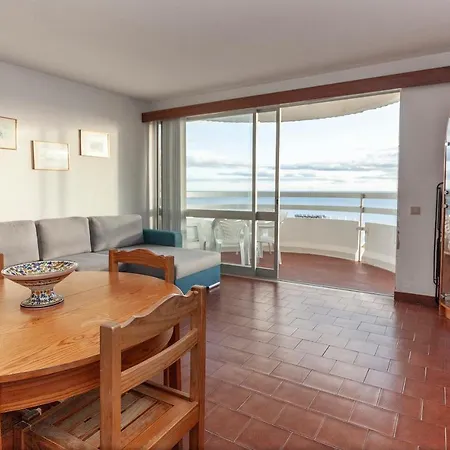 35a - Pastel-o Perce Apartment *