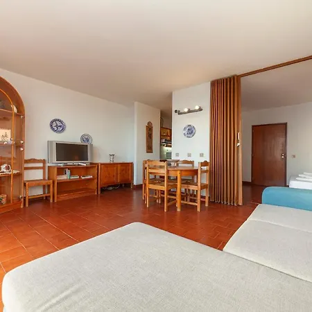 Apartment 35a - Pastel-o Perce *